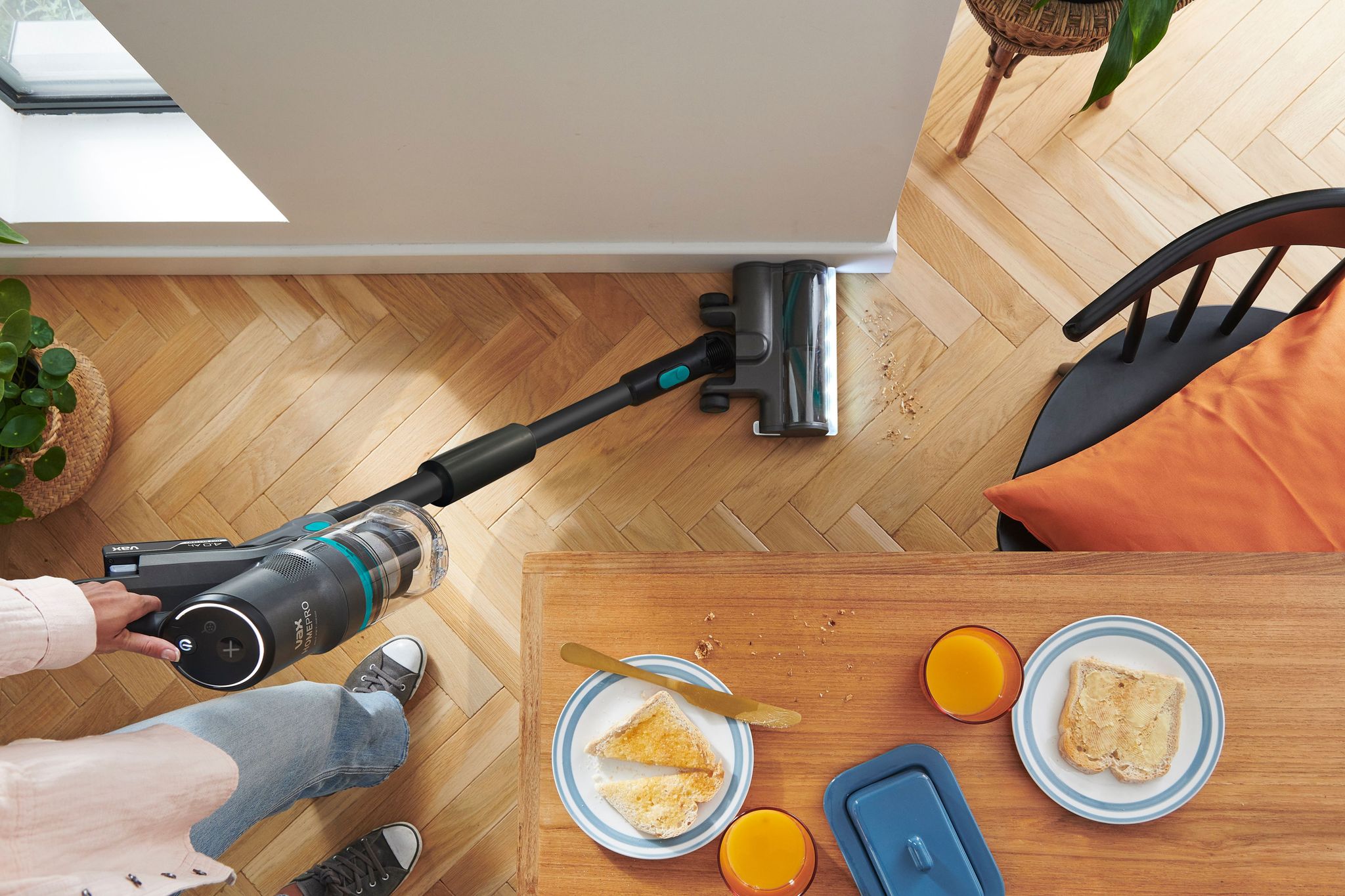 Vacuuming Banner