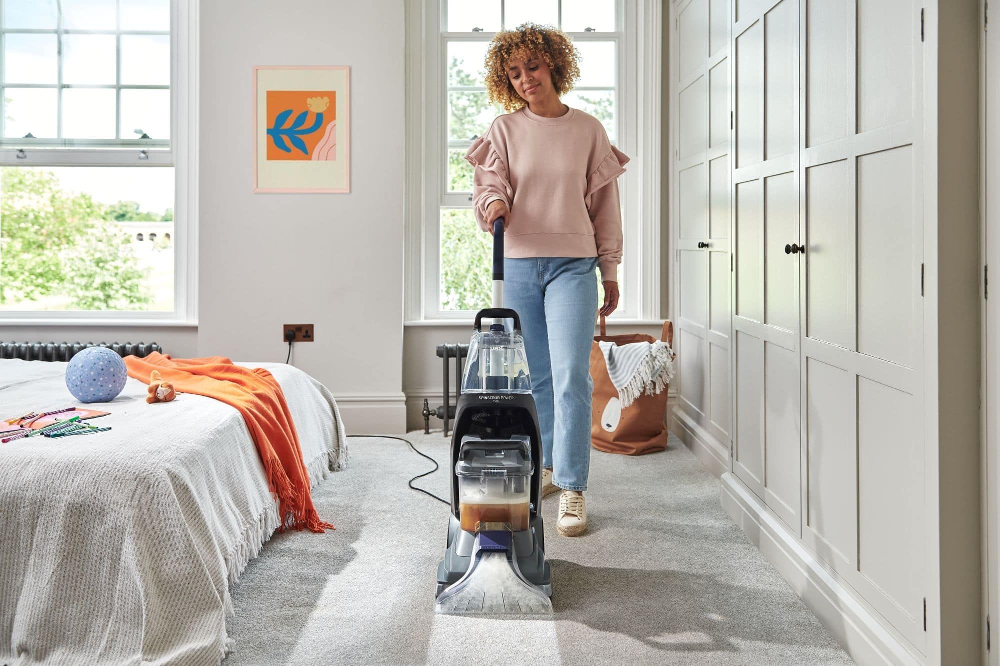 Above Floor Cleaning for a Complete Home Clean