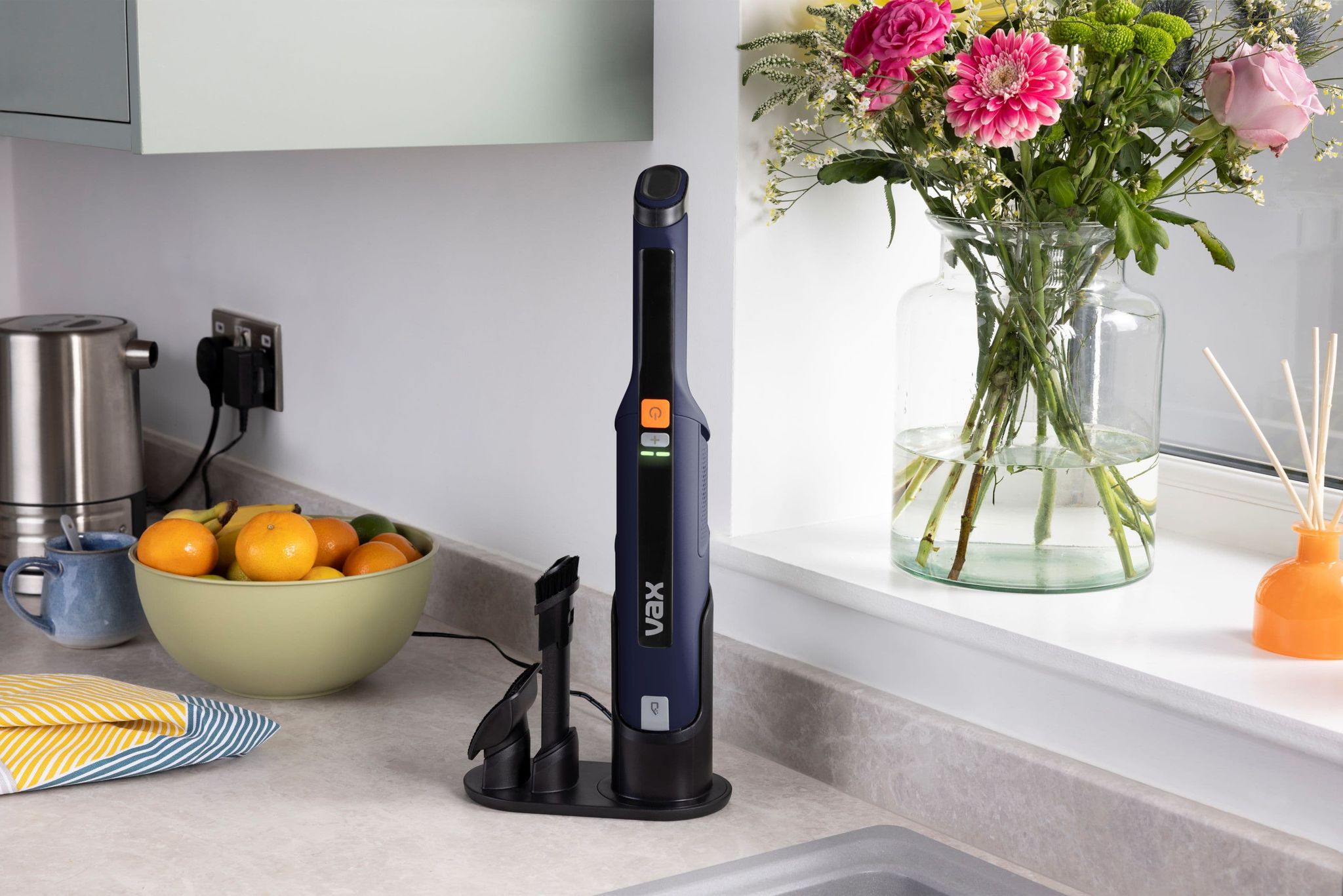 Effortless cleaning convenience