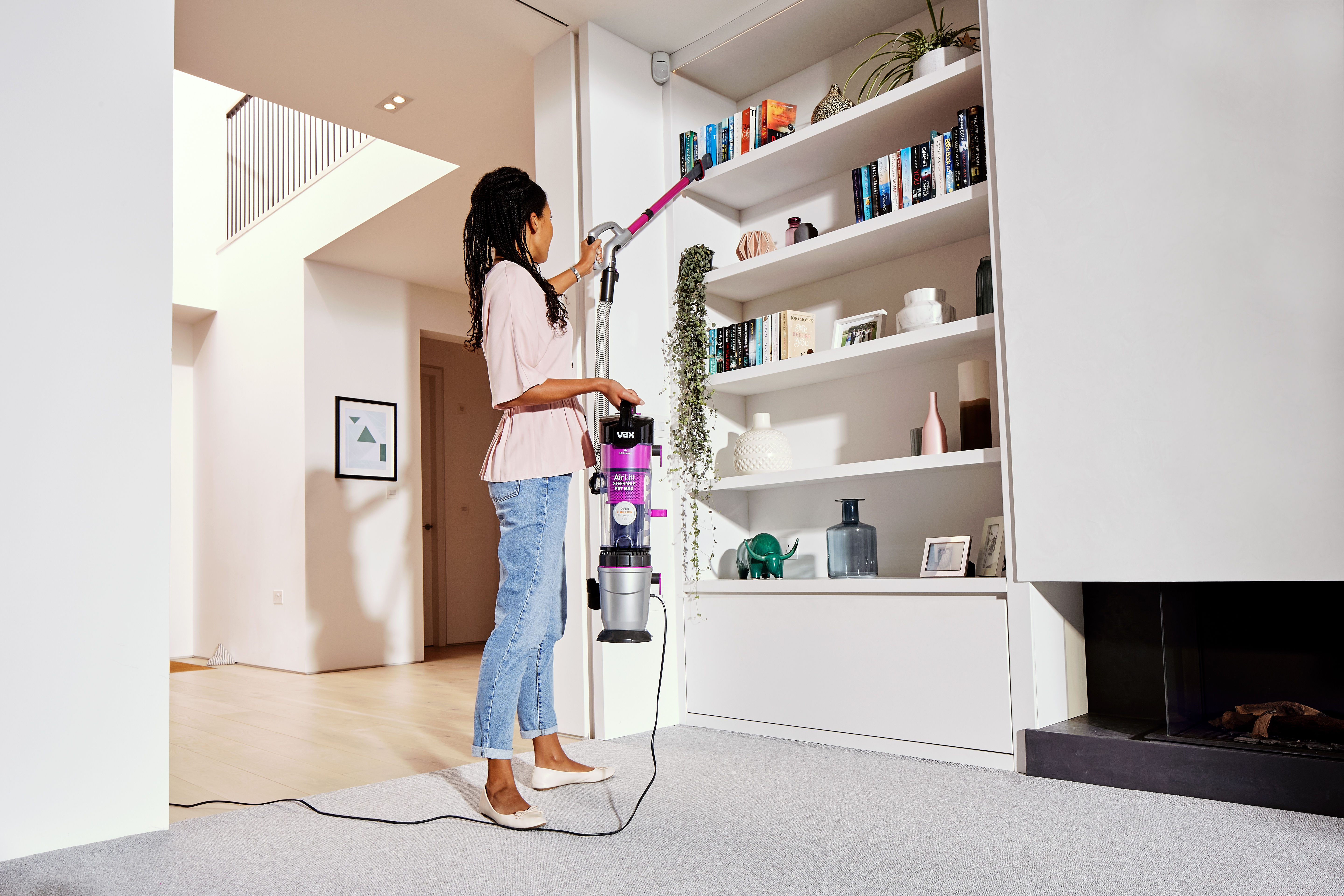 AA - HomePro Web Updates/AAA - New PDP Gallery Content/Corded Vacuums/Air Lift Steerable Pet Max/VAX_Air_Lift_Steerable_Pet_Max_-_Lift_Out_Cleaning_Up_High