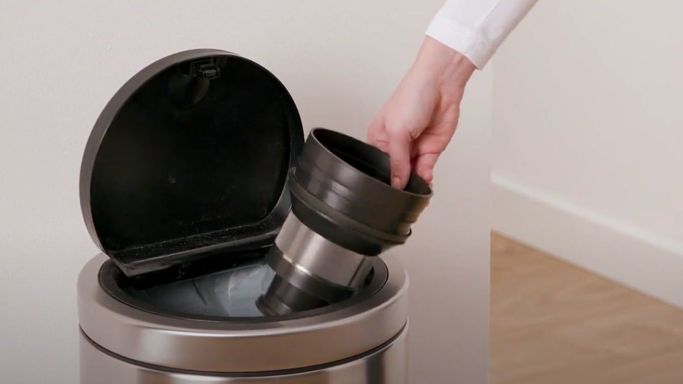 Tap separator against the bin
