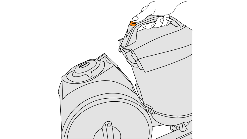 Remove dirt container