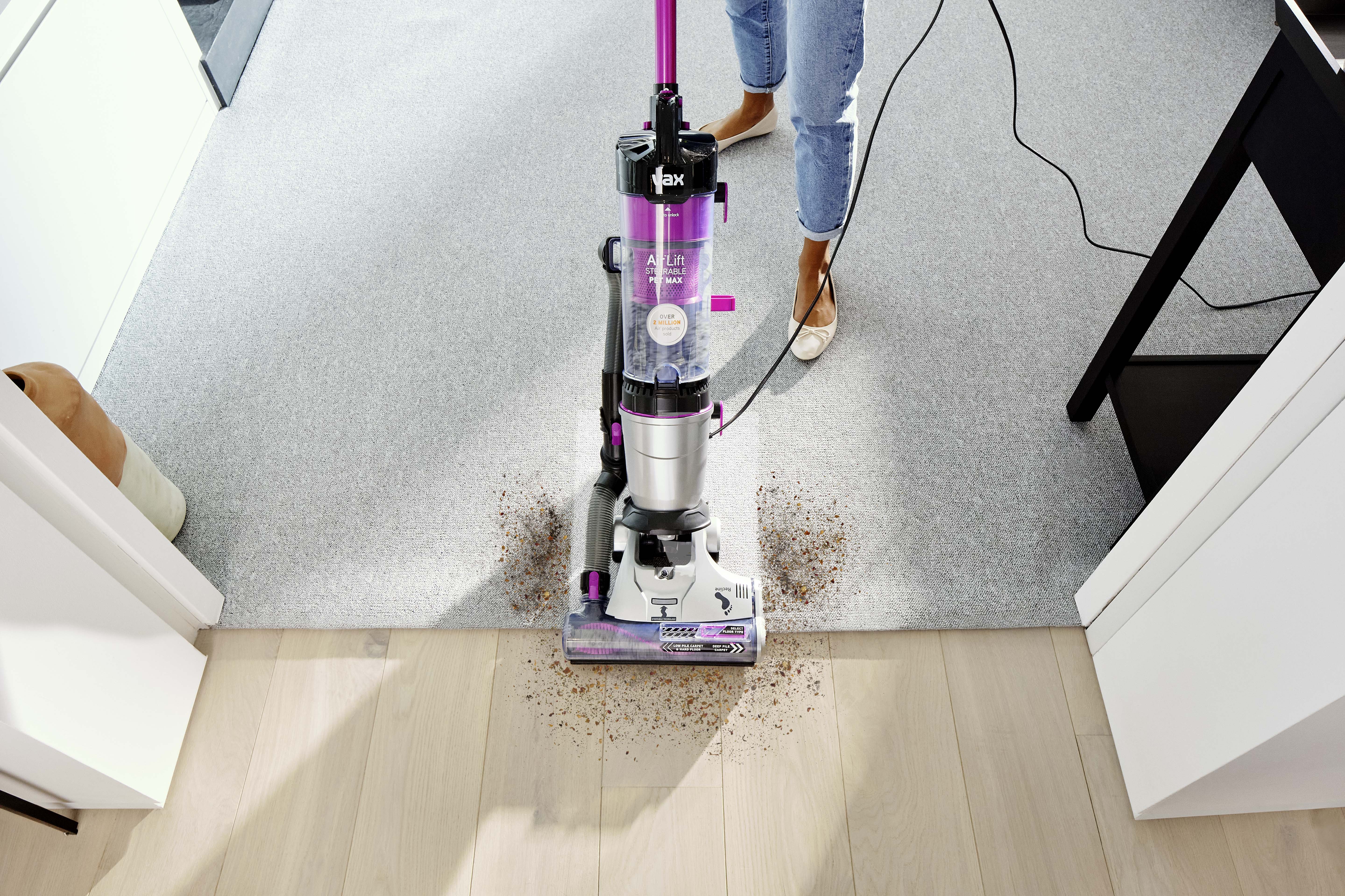 AA - HomePro Web Updates/AAA - New PDP Gallery Content/Corded Vacuums/Air Lift Steerable Pet Max/VAX_Air_Lift_Steerable_Pet_Max_-_Multisurface_Cleaning