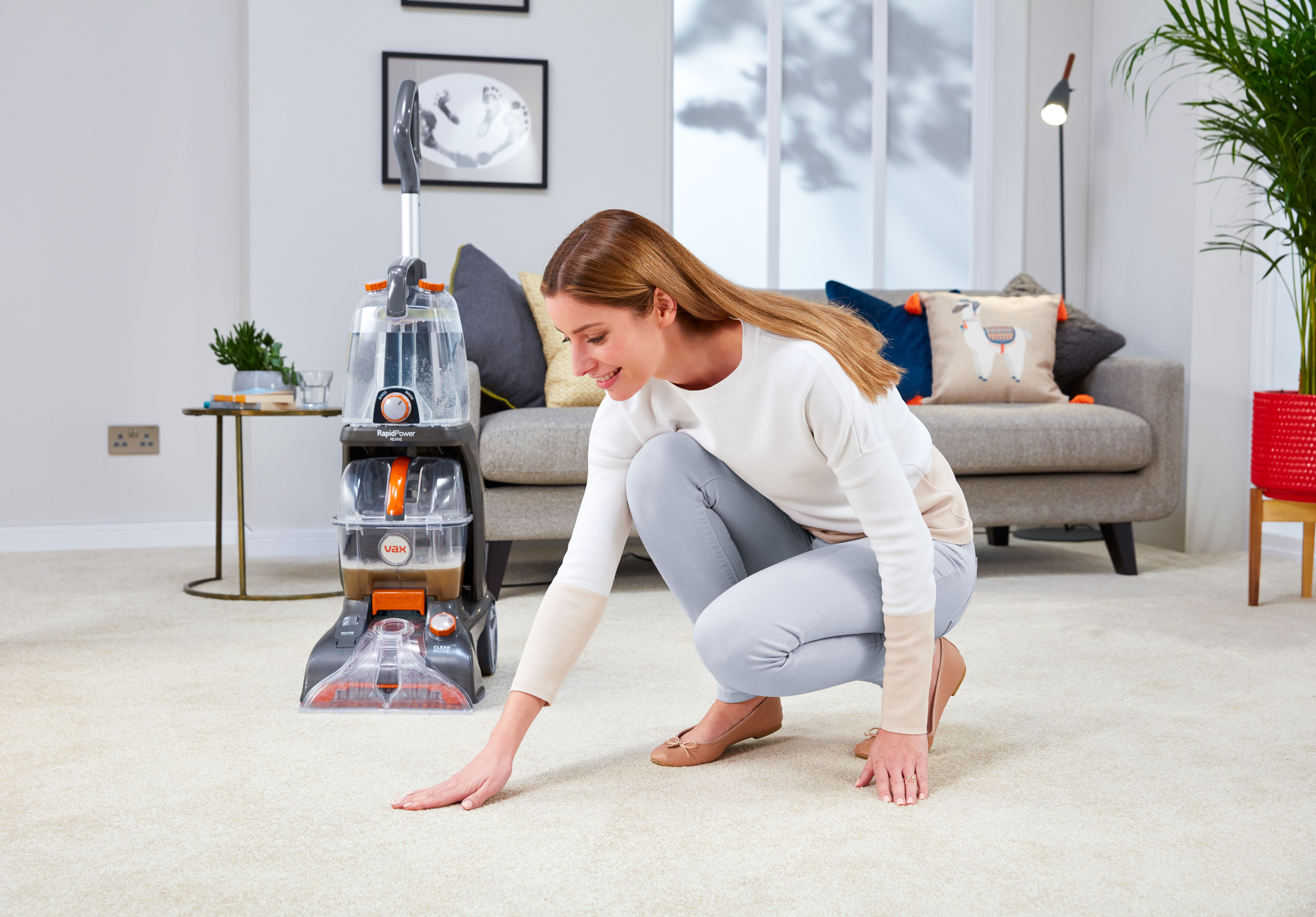 AA - HomePro Web Updates/AAA - New PDP Gallery Content/Carpet Cleaners/Rapid Power Revive/CWGRV011_RapidPowerRevive_Quick_Dry