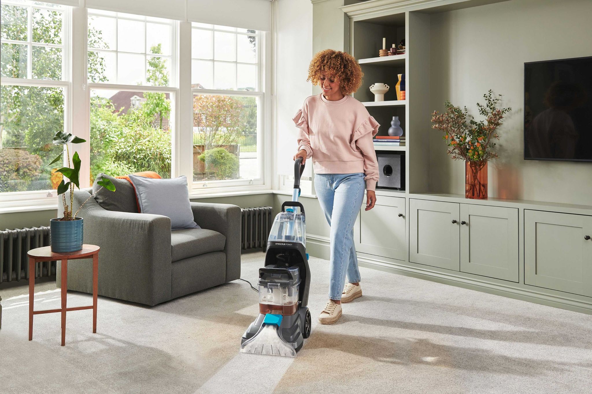 AA - HomePro Web Updates/AAA - New PDP Gallery Content/Carpet Cleaners/SpinScrub Power Exclusive/SpinScrub-Hero