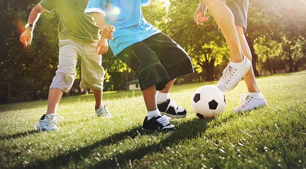 Keeping your home clean during the summer holidays Keeping your home clean during the summer holidays - Vax Blog